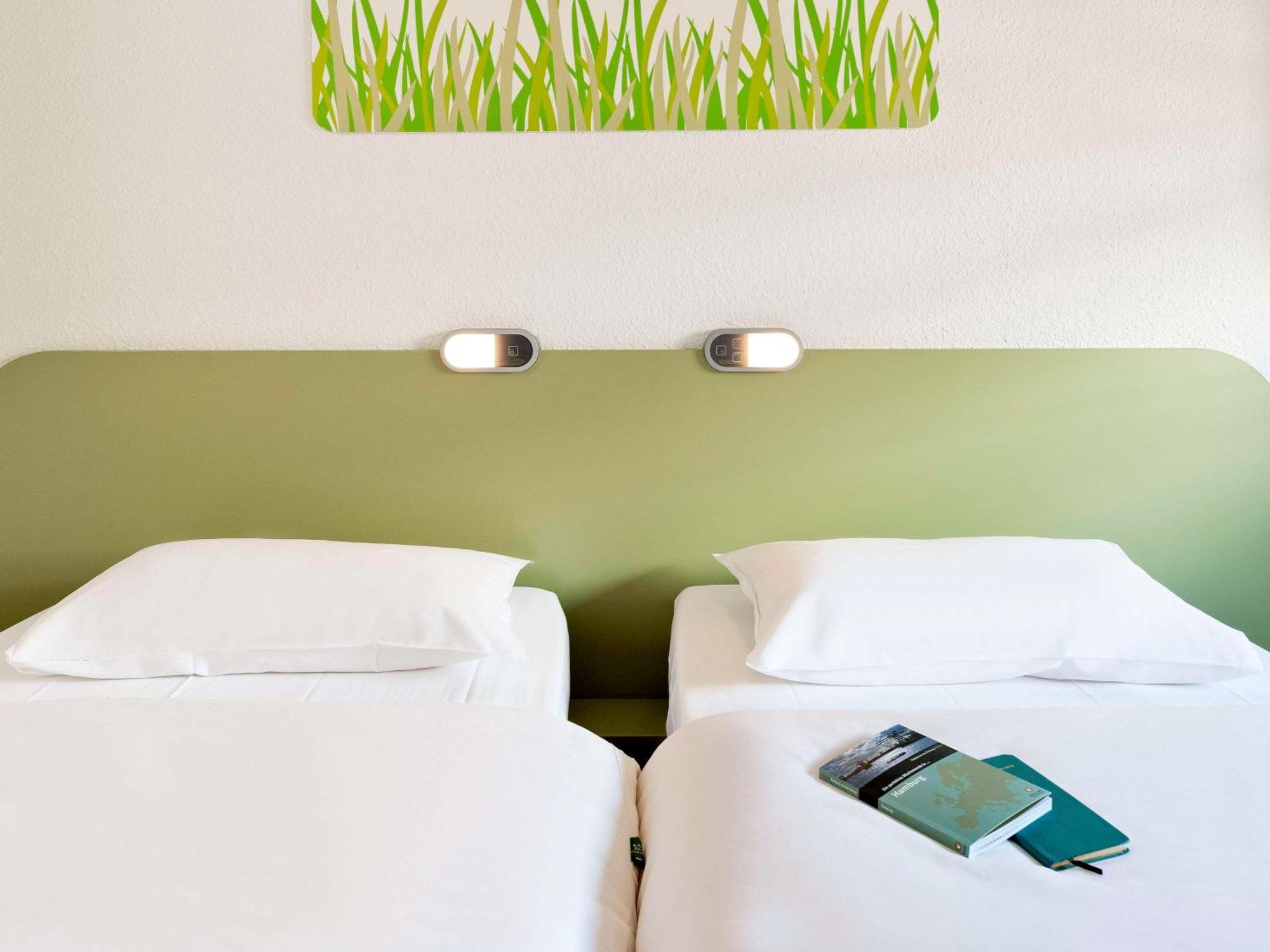 Ibis Budget Aix En Provence Est Le Canet メルイユ エクステリア 写真