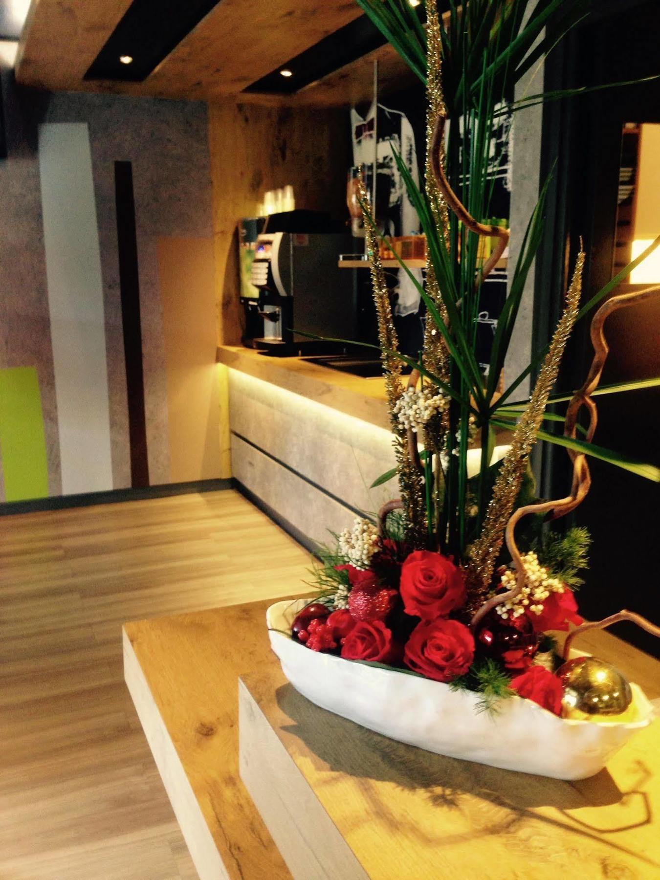 Ibis Budget Aix En Provence Est Le Canet メルイユ エクステリア 写真