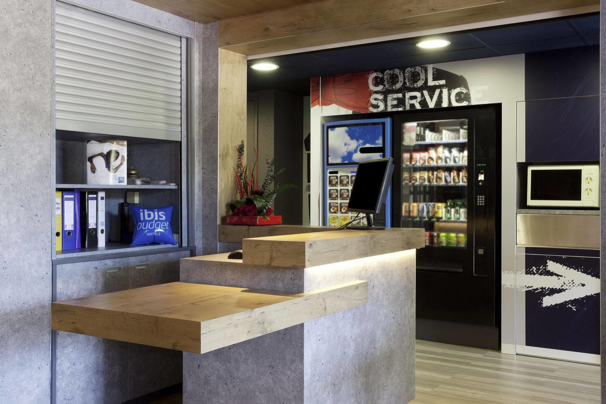Ibis Budget Aix En Provence Est Le Canet メルイユ エクステリア 写真